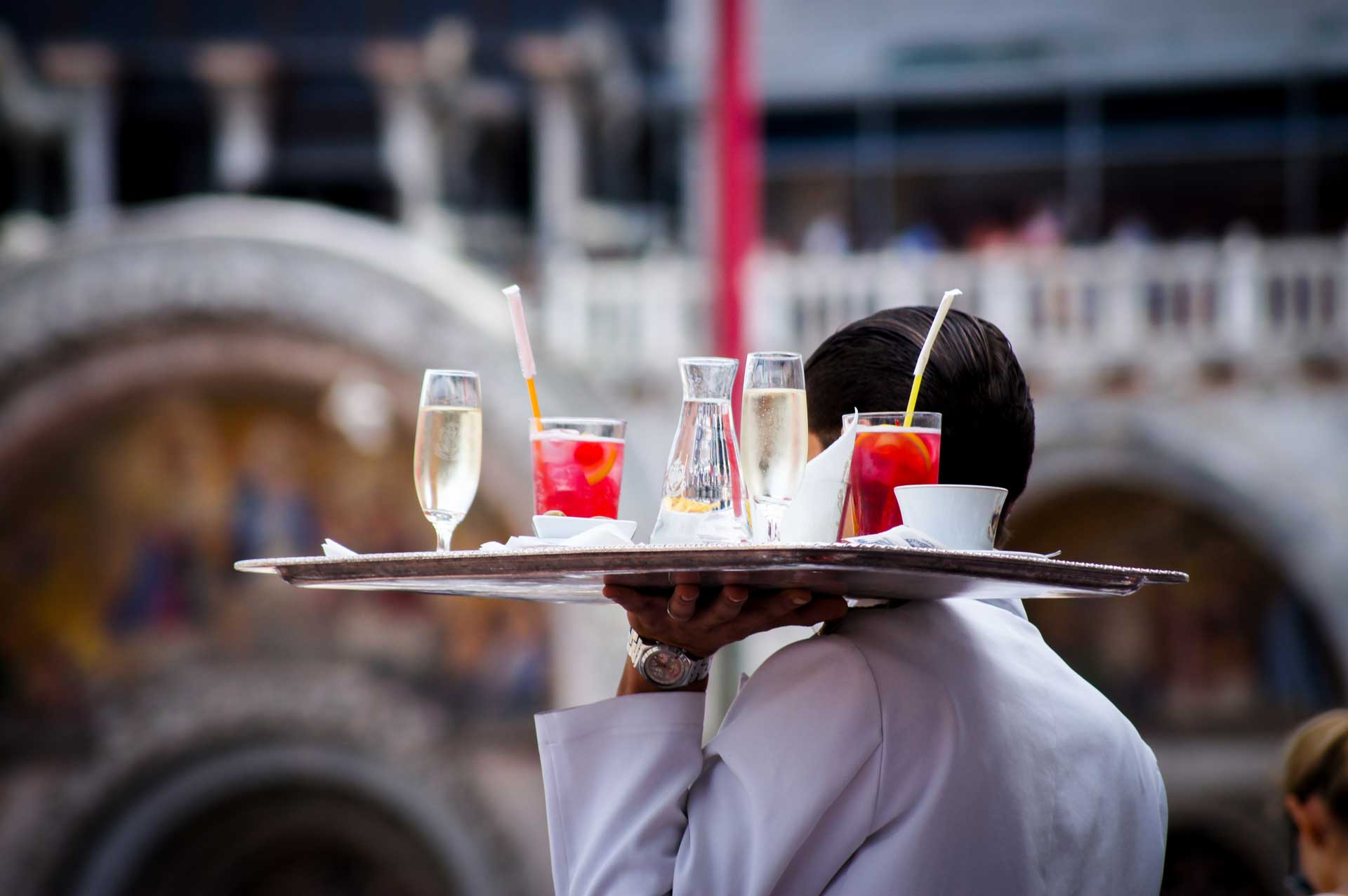 Waiters Assistant Job Duties