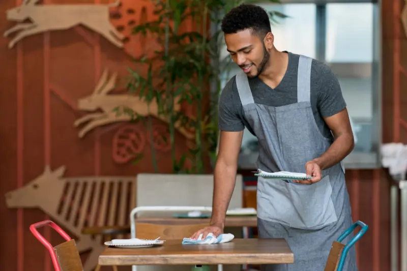 cashless tipping at a restaurant