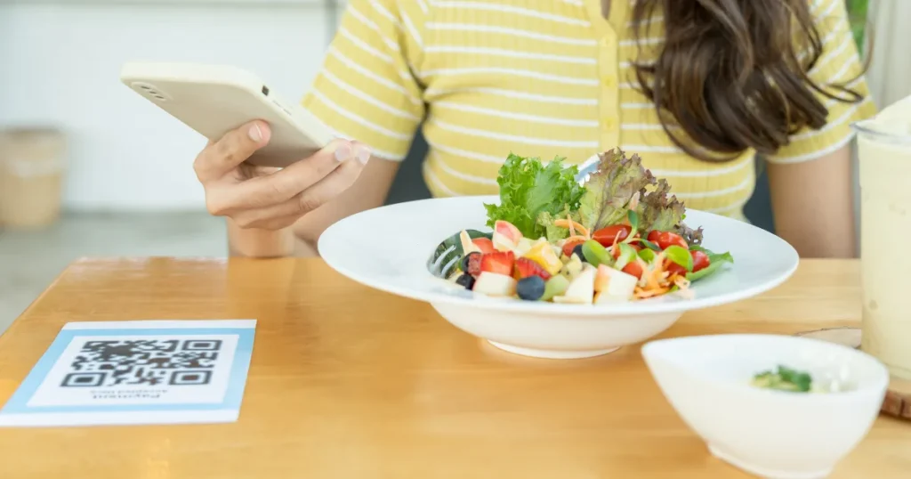 QR code tipping in hospitality